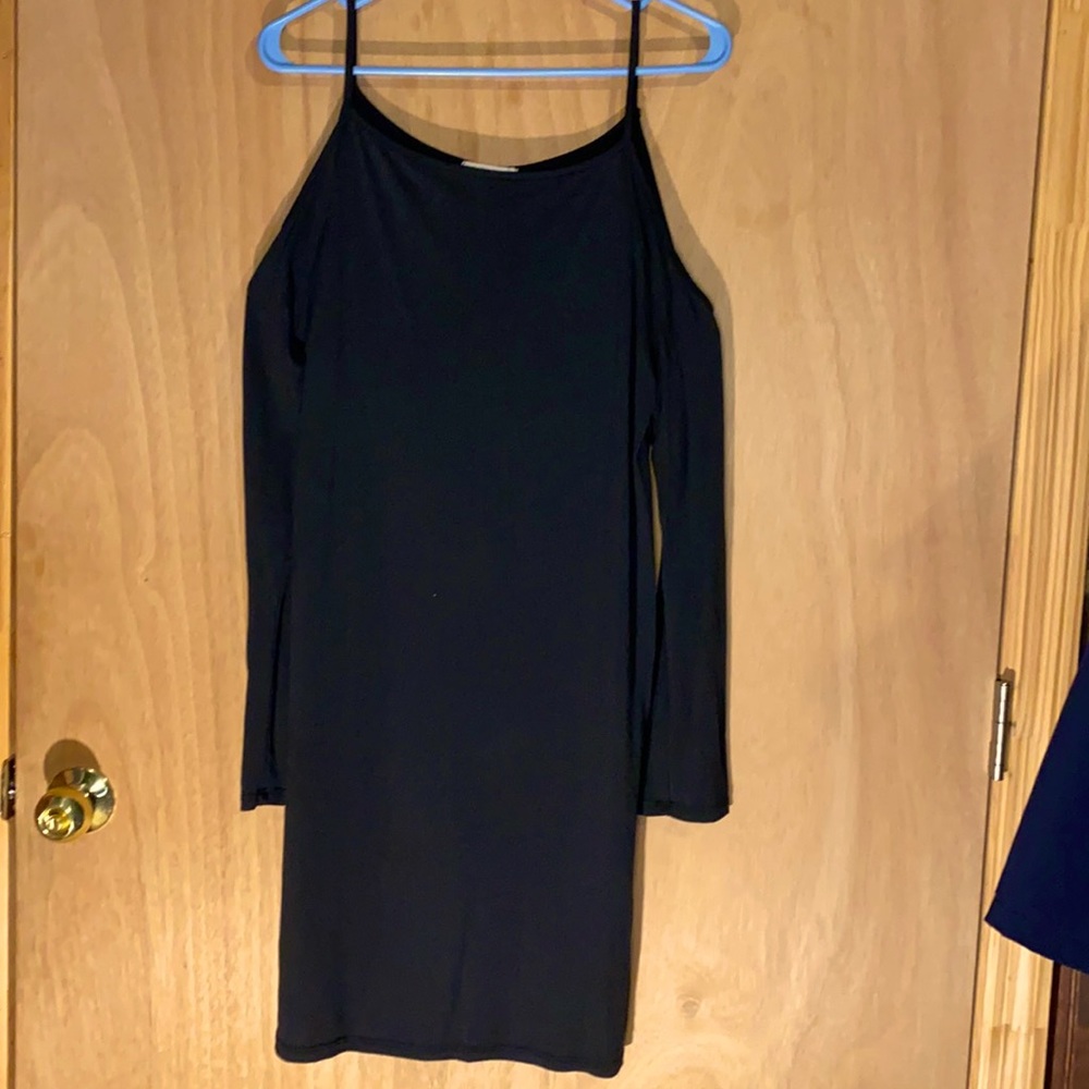 Cut out shoulder dress